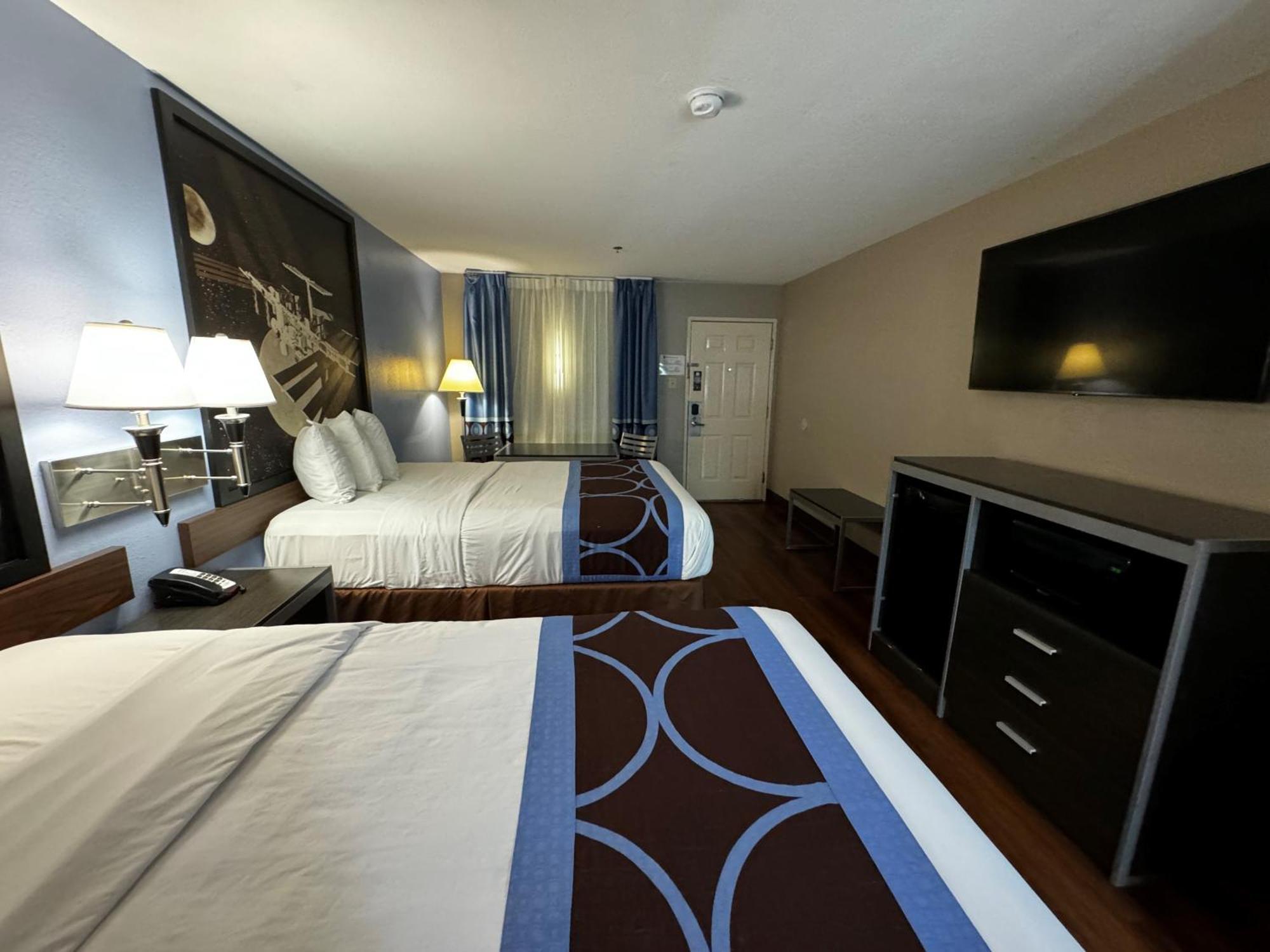 ซูเปอร์ 8 บาย วินด์แฮม ฮุสตัน/นาซ่า/เวบสเตอร์ แอเรีย Hotel เว็บสเตอร์ ภายนอก รูปภาพ